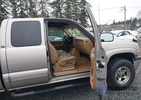 1999 Chevrolet Silverado 2500 Lt из США, поврежденный, VIN 1GCGK29U5XE151729